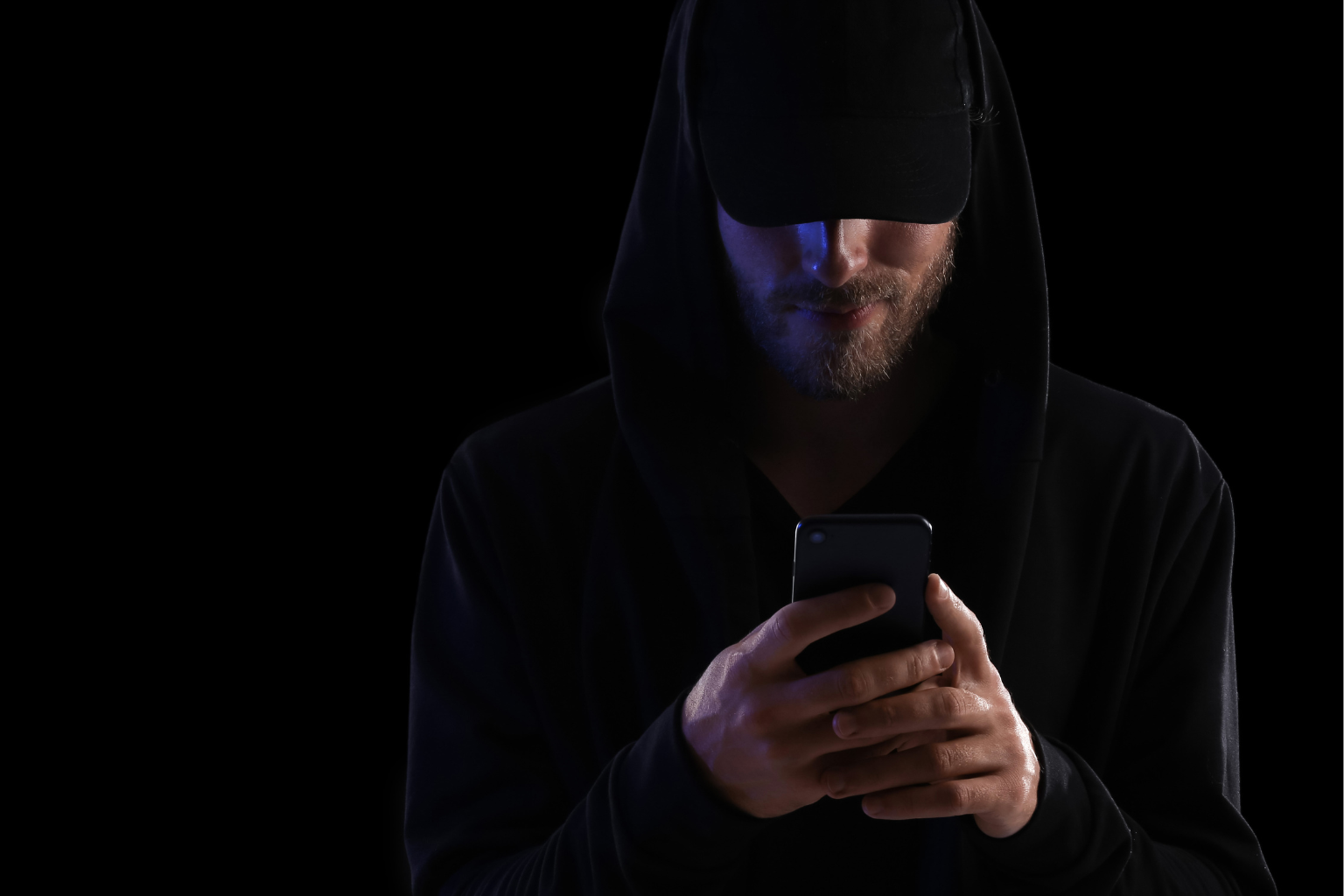 Saiba como se proteger de golpes digitais - Motta Leal & Advogados